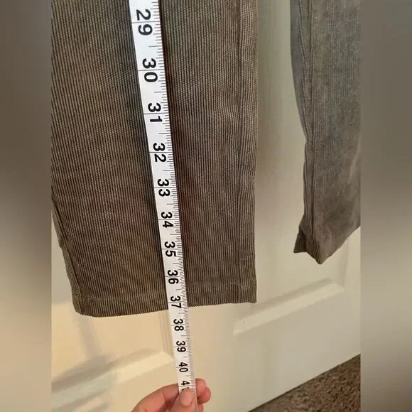 4 Button Olive Khaki Green Corduroy Cropped Ankle Pants Medium - Picture 8 of 9